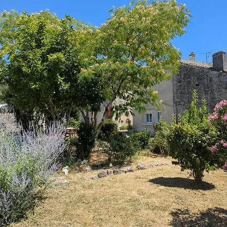Rénové Avec Jardin Privatif - 5 Pers. - Fr-1-653-299 Casa vacanze Echallat