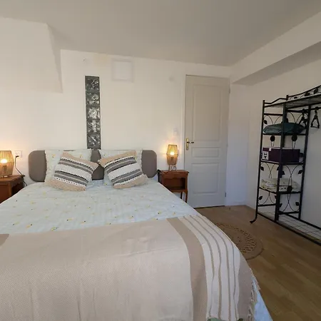 Rénové Avec Jardin Privatif - 5 Pers. - Fr-1-653-299 Casa vacanze *